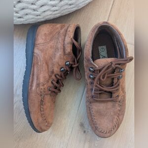 Fanfares Brown Leather Lace-Up Ankle Boots Size 7